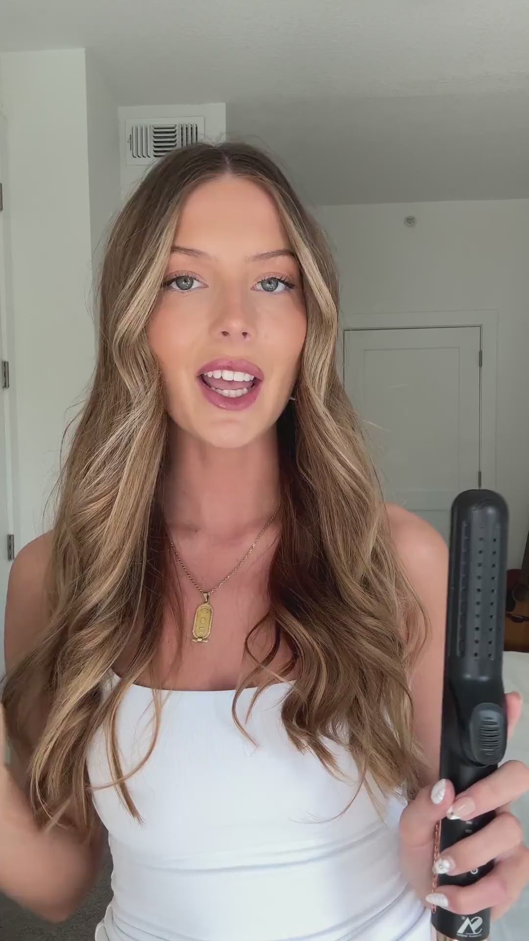 Load video: Infrared Breeze Air Styler Pro